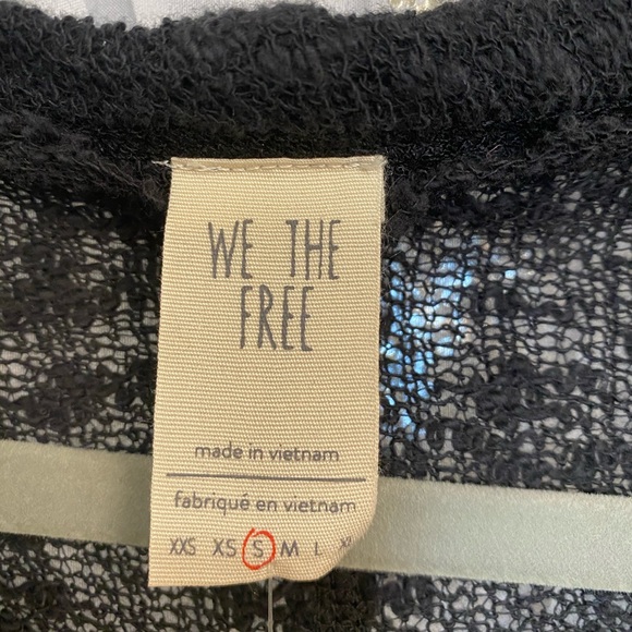 NWT Free People “We the Free” cropped sweater - Picture 5 of 8